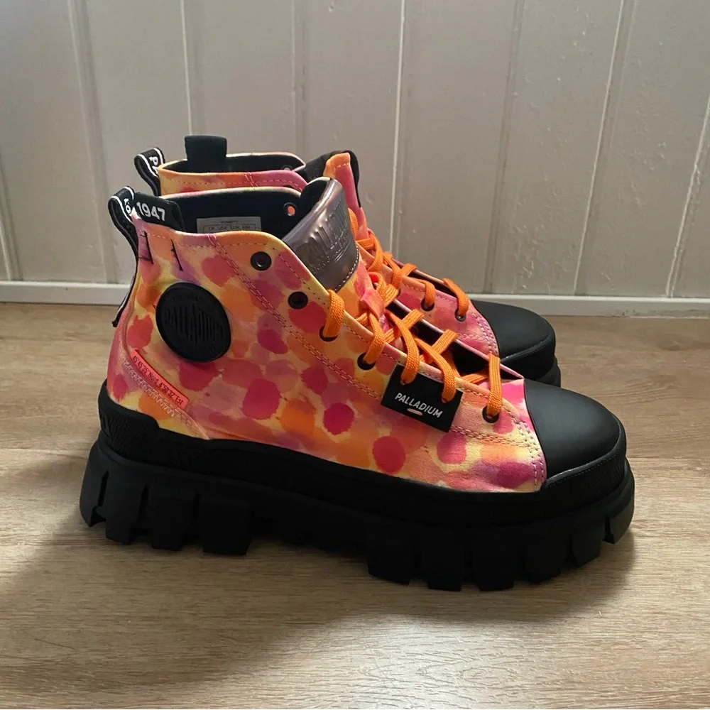 Palladium Revolt Hi TX Women’s 9 Black Sole Custom Tie Dye Festival Boots - Picture 2 of 10